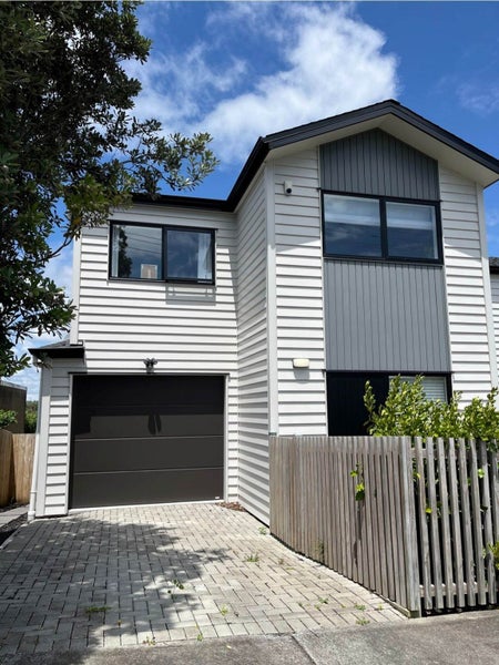 1B Inglewood Street, Wai o Taiki Bay, Auckland - Carousel 1