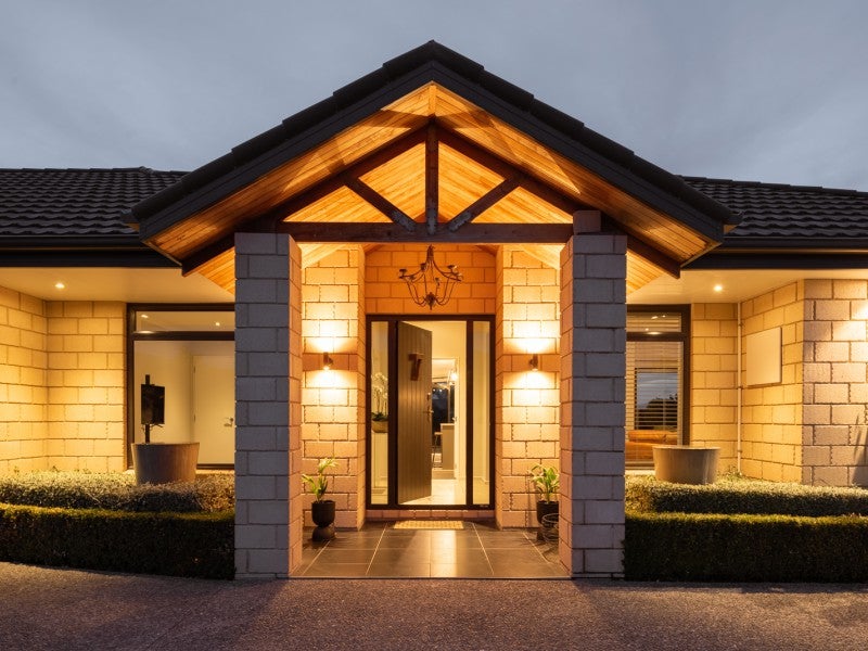 7 Ashwood Drive, Witherlea, Blenheim - Carousel 1