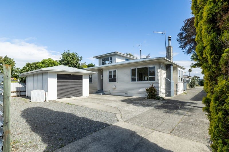 13 Menin Road, Onekawa, Napier - Carousel 1