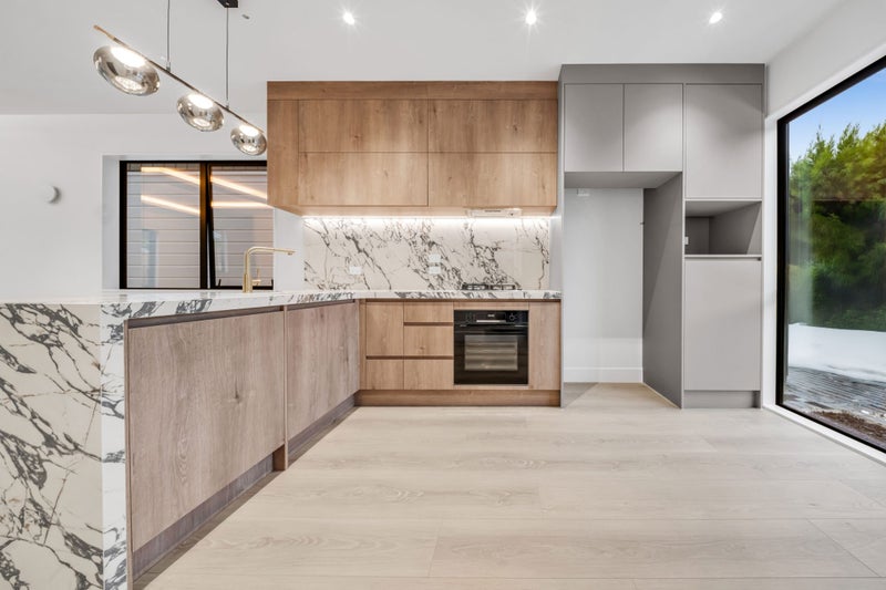 16D Imatra Place, Sunnyhills, Auckland - Carousel 2