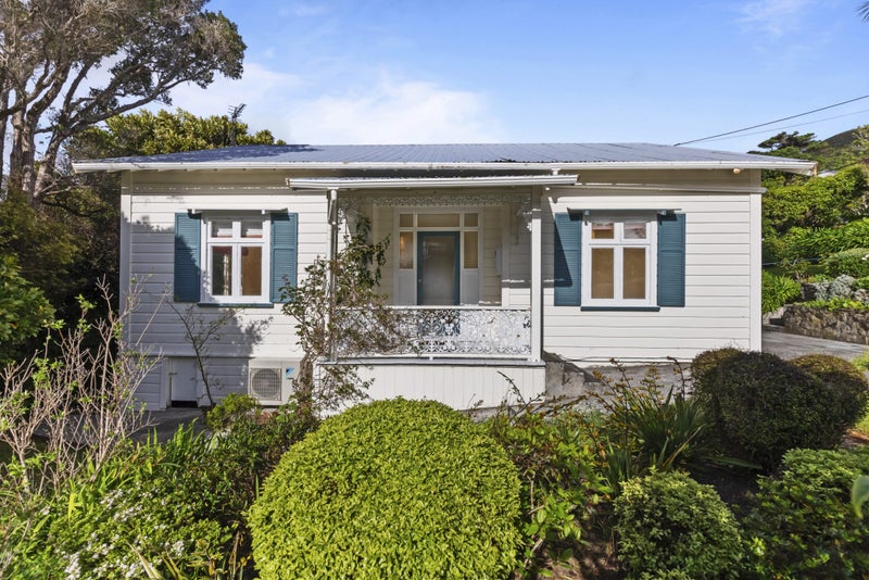 11 Motueka Street, Ngaio, Wellington - Carousel 1