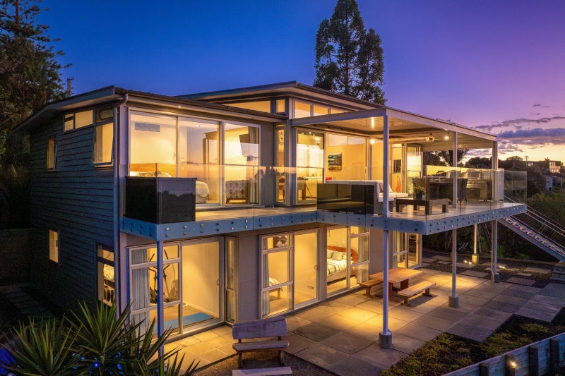 19 Victoria Road South, Onetangi, Waiheke Island - Carousel 2