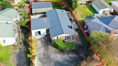 21 Helena Road, Hillcrest, Hamilton - Carousel 1
