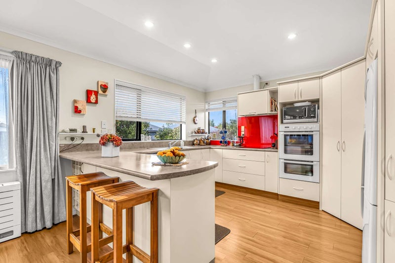 6 Parkerfield Place, Motueka - Carousel 2