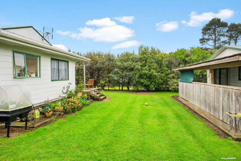 10 Mackinnon Road, Waiuku - Carousel 2