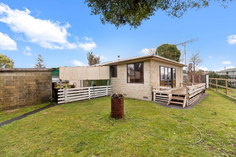 17 Crathie Crescent, Tokoroa, Tokoroa - Carousel 1