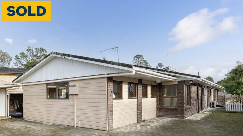 40 Sherrybrooke Place, Sunnyvale, Auckland - Carousel 1