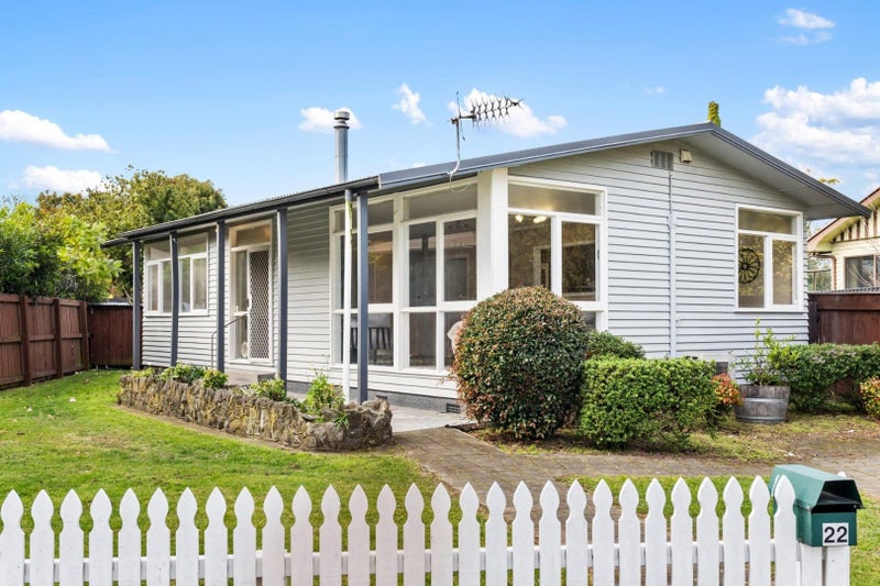 22 Caxton Street, Onekawa, Napier - Carousel 1