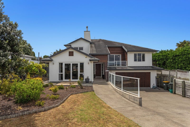 225 Harbour Road, Ohope - Carousel 1