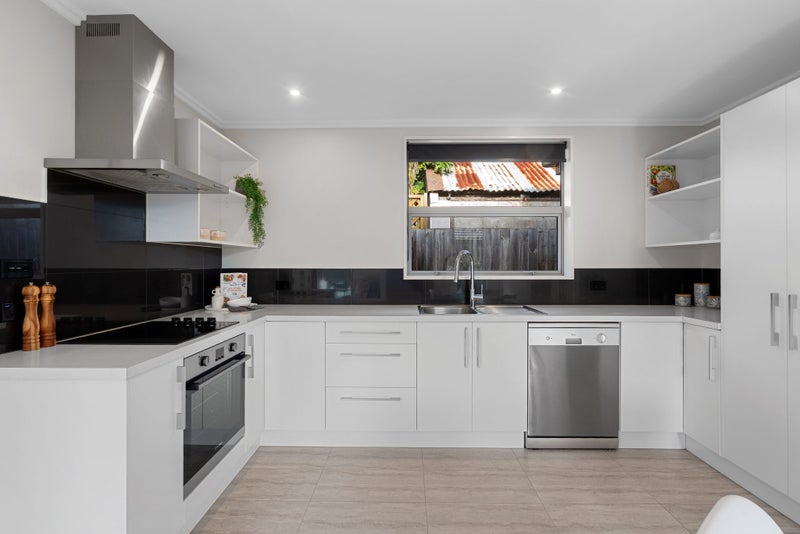 8A England Street, Phillipstown, Christchurch - Carousel 2
