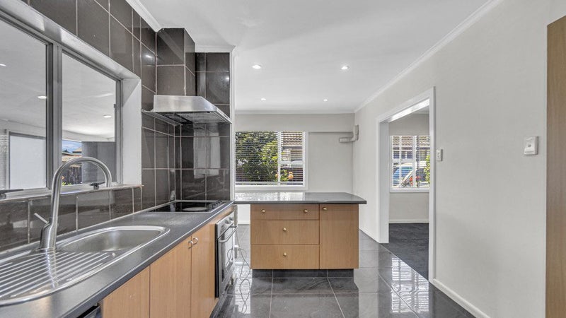 358 Blenheim Road, Upper Riccarton, Christchurch City, Canterbury - Carousel 2