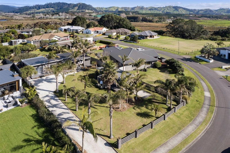 108 Koutunui Road, Athenree, Waihi Beach - Carousel 25