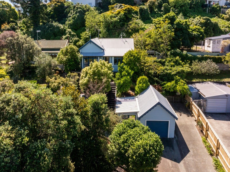 79 Milton Road, Bluff Hill, Napier - Carousel 2