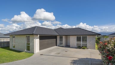 12 Anglers Way, Omokoroa - Carousel 1