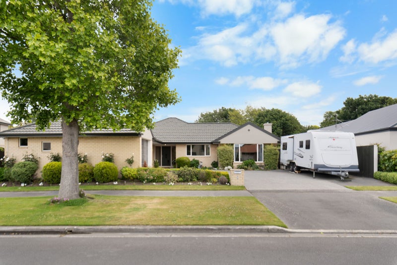 6 Nunweek Boulevard, Harewood, Christchurch - Carousel 1