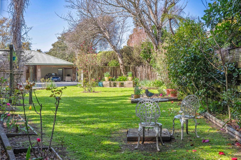 243 Te Moana Road, Waikanae, Waikanae - Carousel 2