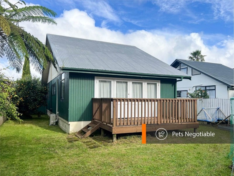 3/25A BEACH RD, Te Atatu Peninsula, Waitakere - Carousel 1