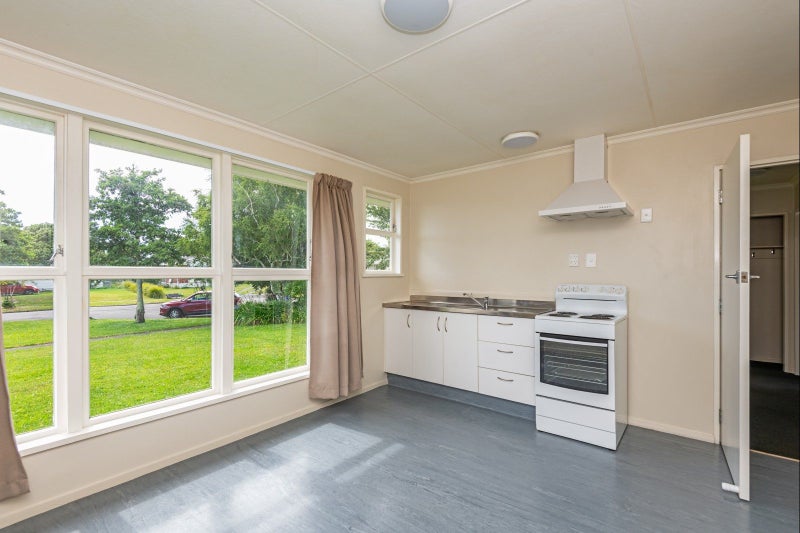 4 Clutha Place, Westbrook, Palmerston North - Carousel 2