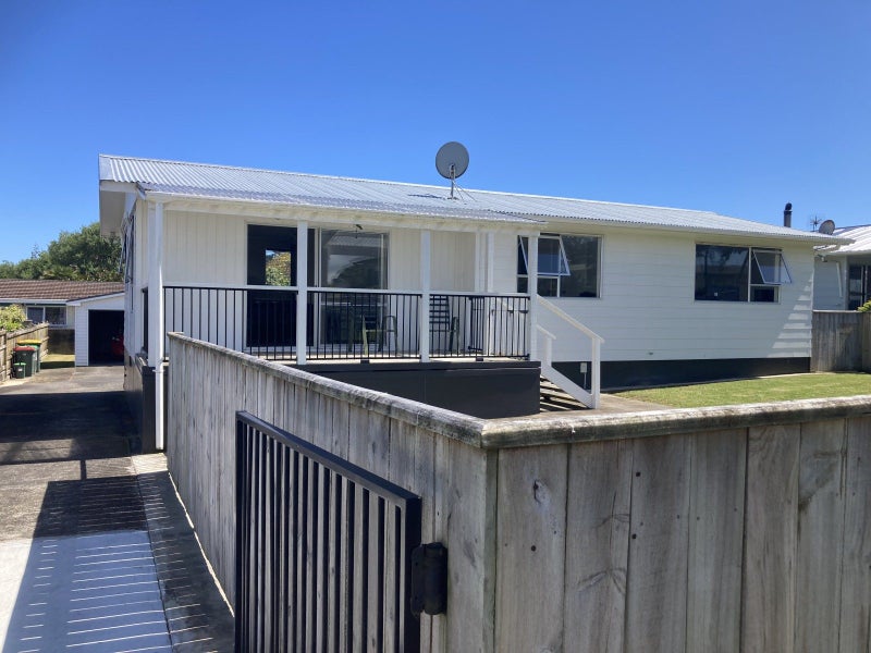 23 High Street West, Waitara, Waitara - Carousel 1