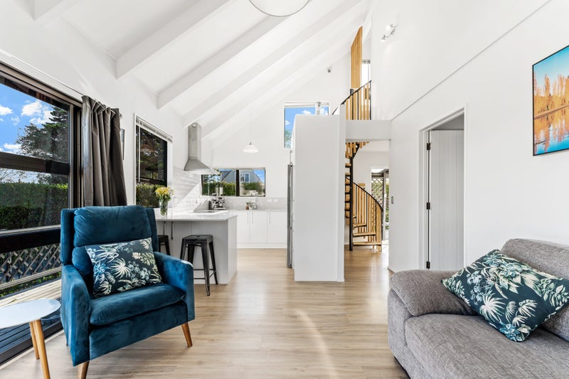 17 Zealandia Road, Manly, Whangaparaoa - Carousel 1