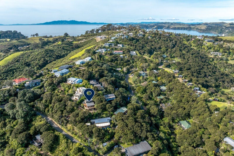 65 Crescent Road East, Ostend, Waiheke Island - Carousel 28
