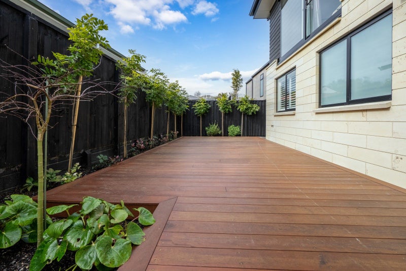 2/908 River Road, Queenwood, Hamilton - Carousel 2