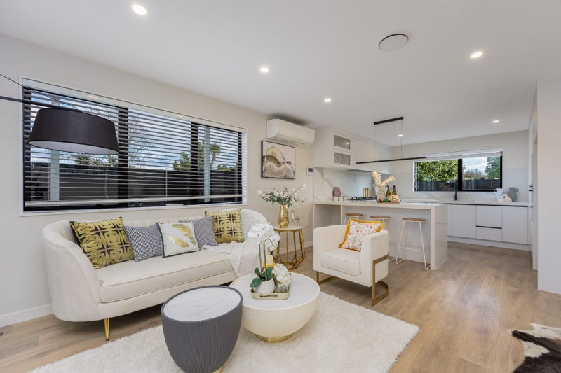 11A Avondale Road, Avondale, Auckland - Carousel 2