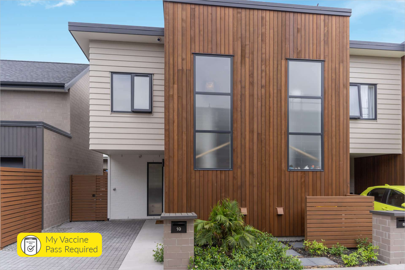 10 Finesse Lane, Bucklands Beach, Auckland - Carousel 1