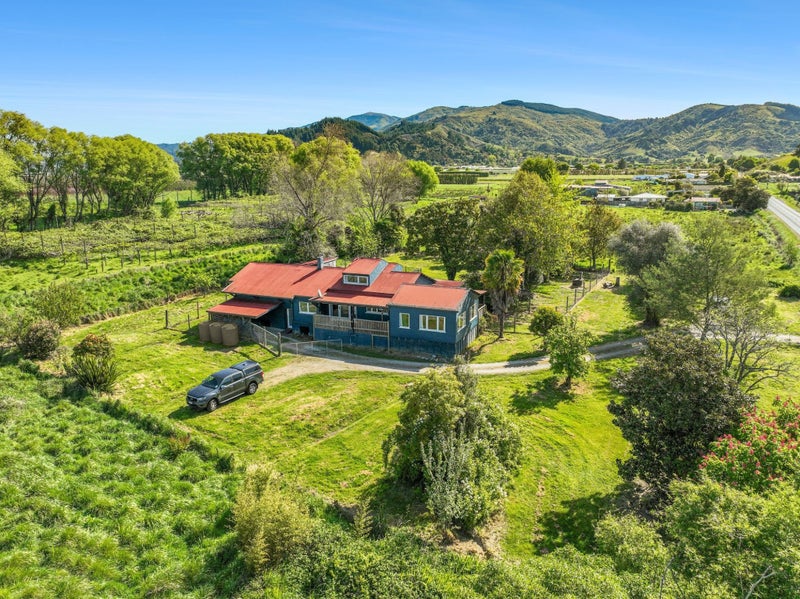 Property Valuation for 233 RiwakaKaiteriteri Road, Kaiteriteri Trade