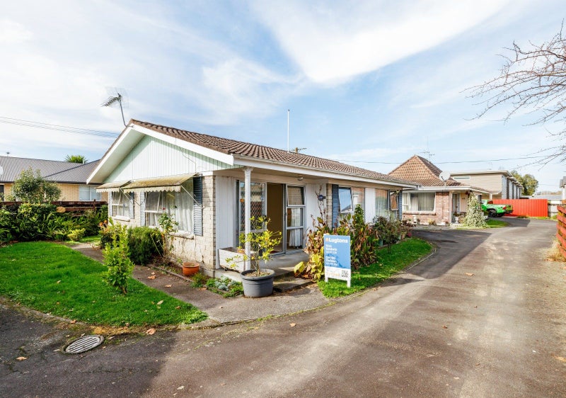 44 Fifth Avenue, Enderley, Hamilton - Carousel 2