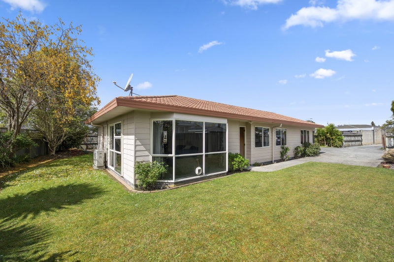 5A Fenruss Street, Fairy Springs, Rotorua - Carousel 2