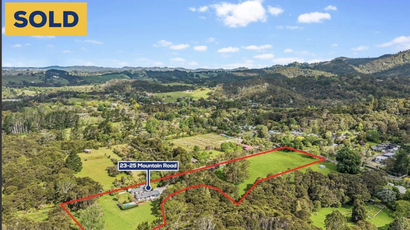 23 Mountain View Road, Morningside, Auckland - Carousel 1