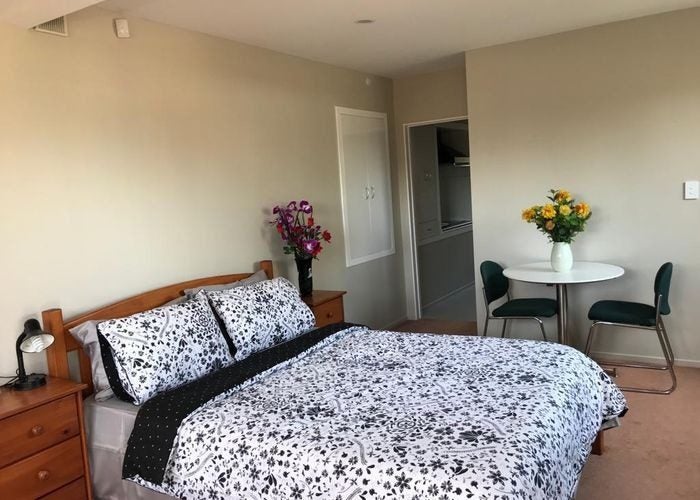 11 Portman Road, Mount Wellington, Auckland - Carousel 2