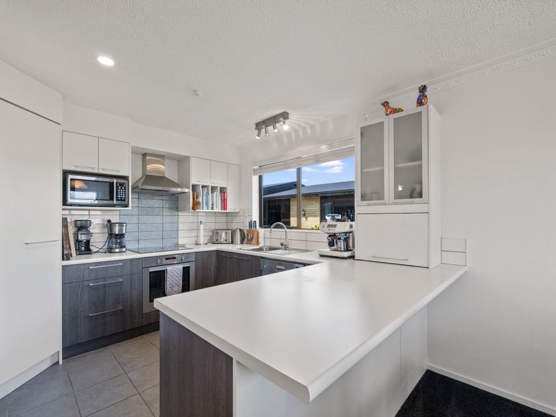 8 Orkney Street, Waikiwi, Invercargill - Carousel 2