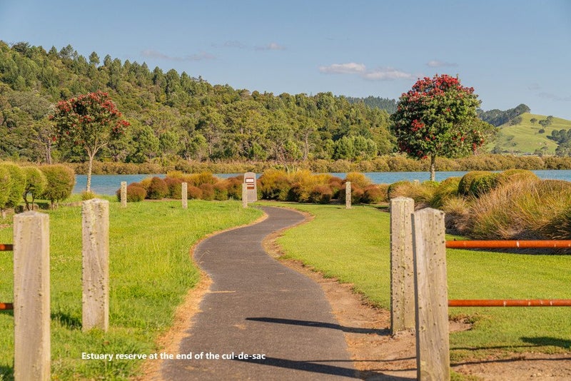 10 Voyager Place, Cooks Beach, Whitianga - Carousel 50