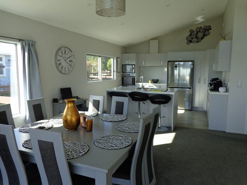 9 Yuille Street, Kaitangata, Kaitangata - Carousel 2