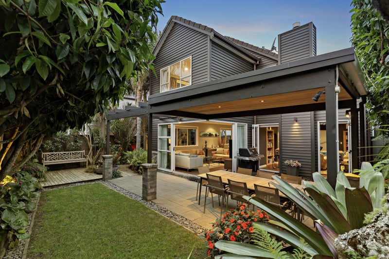 5 Waitomo Avenue, Mount Eden, Auckland - Carousel 1