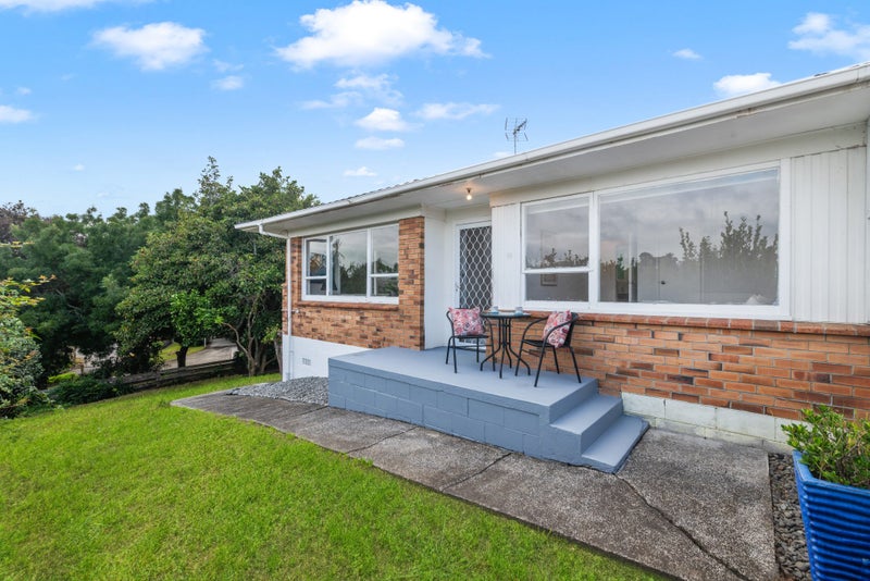 1/12 Willoughby Avenue, Howick, Auckland - Carousel 1