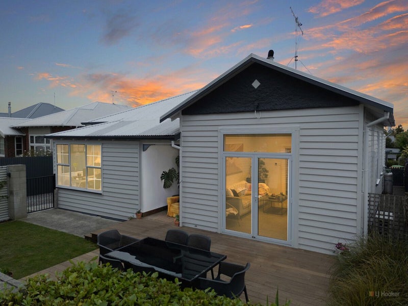 51 Avenue Road, West End, Timaru - Carousel 1