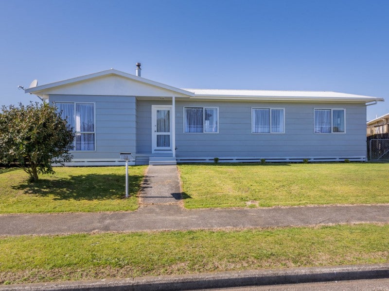 33 Perth Street, Levin, Levin - Carousel 19