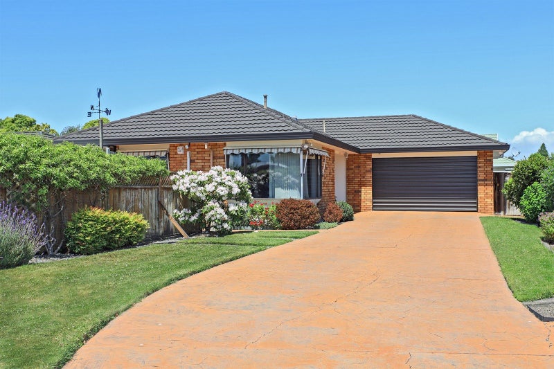 8A Wilton Row, Taradale, Napier - Carousel 1