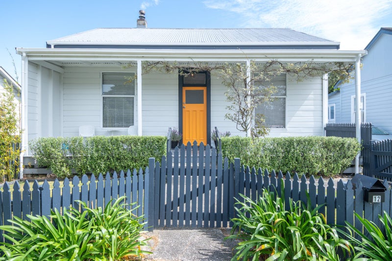12 Root Street, Gisborne, Gisborne - Carousel 1