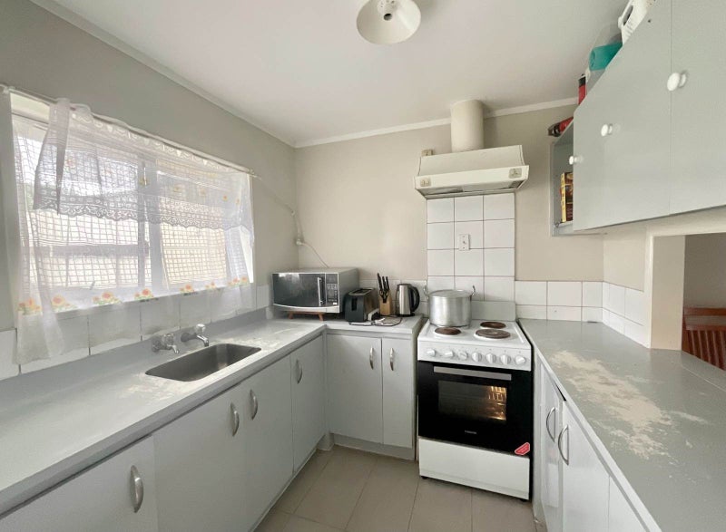 3/49A Landon Avenue, Mangere East, Auckland - Carousel 2