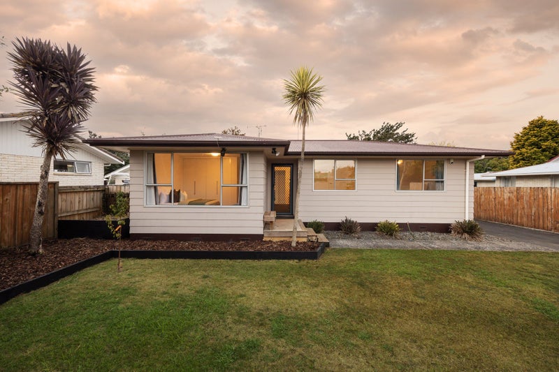 46 Elmwood Crescent, Pukete, Hamilton - Carousel 1