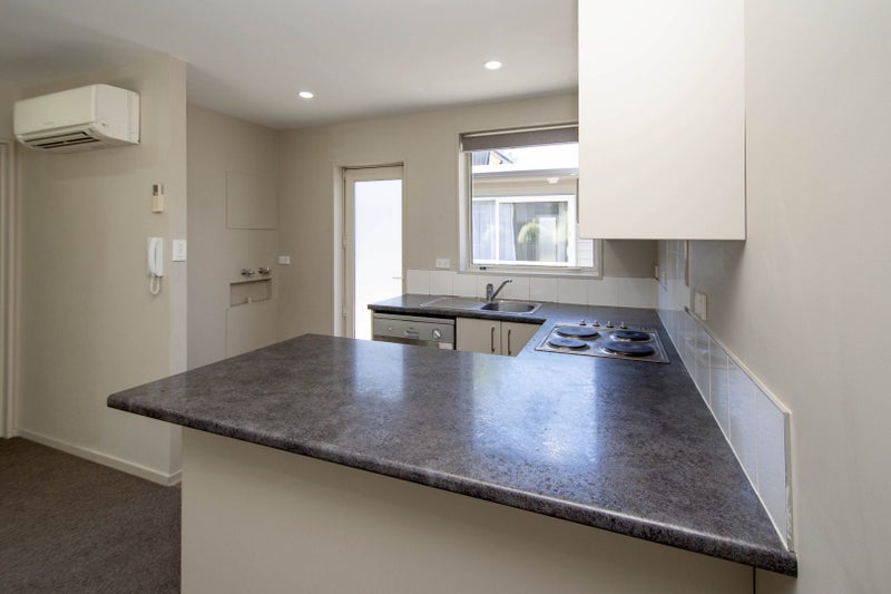 8/296 Bealey Avenue, City Centre, Christchurch City, Canterbury - Carousel 2