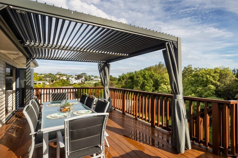 180 Methuen Road, New Windsor, Auckland - Carousel 1