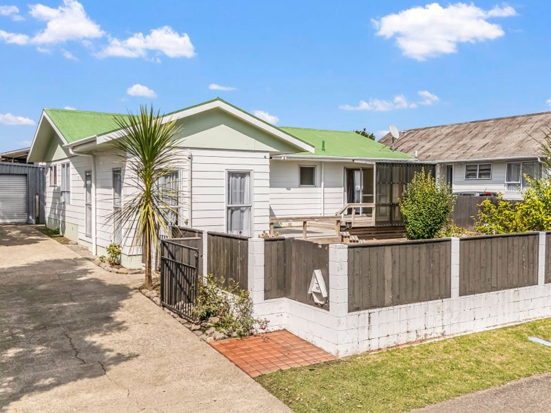41 Awatapu Drive, Whakatane, Whakatane - Carousel 1