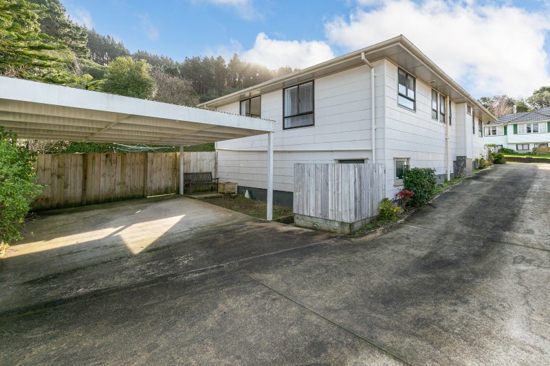 11B Greer Crescent, Tawa, Wellington - Carousel 18