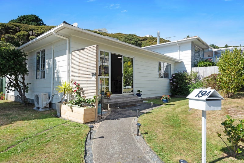 19A YARROW PLACE, Papakowhai, Porirua - Carousel 2