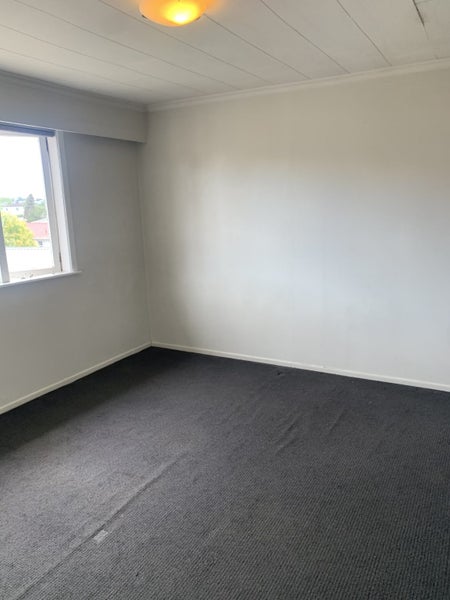 28 Tristram Avenue, Forrest Hill, Auckland - Carousel 1